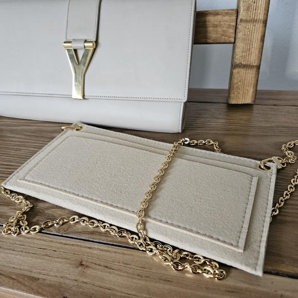 YSL Cream Leather Clutch - Yves Saint Laurent - Picture 12 of 12